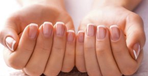 Как укрепить ногти: лучшие методы укрепления ломких и слоящихся ногтей