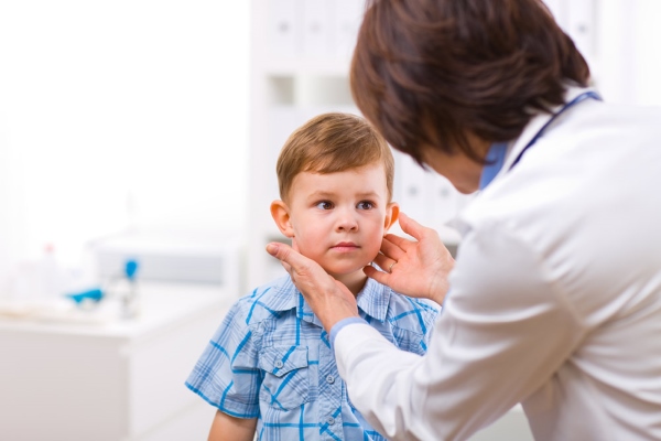 Увеличение щитовидной железы у ребенка