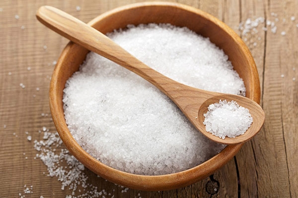 Как использовать морскую соль против прыщей?
